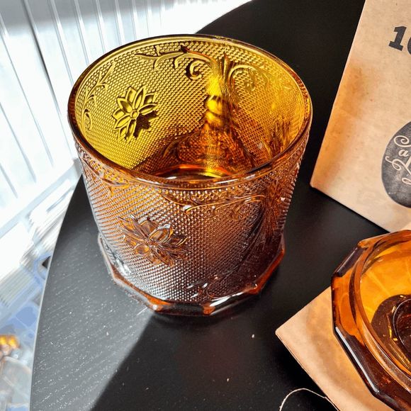 Vintage 1971-1989 New in Box Indiana Glass Tiara Sandwich Amber 7” Kitchen Stora - Picture 8 of 8